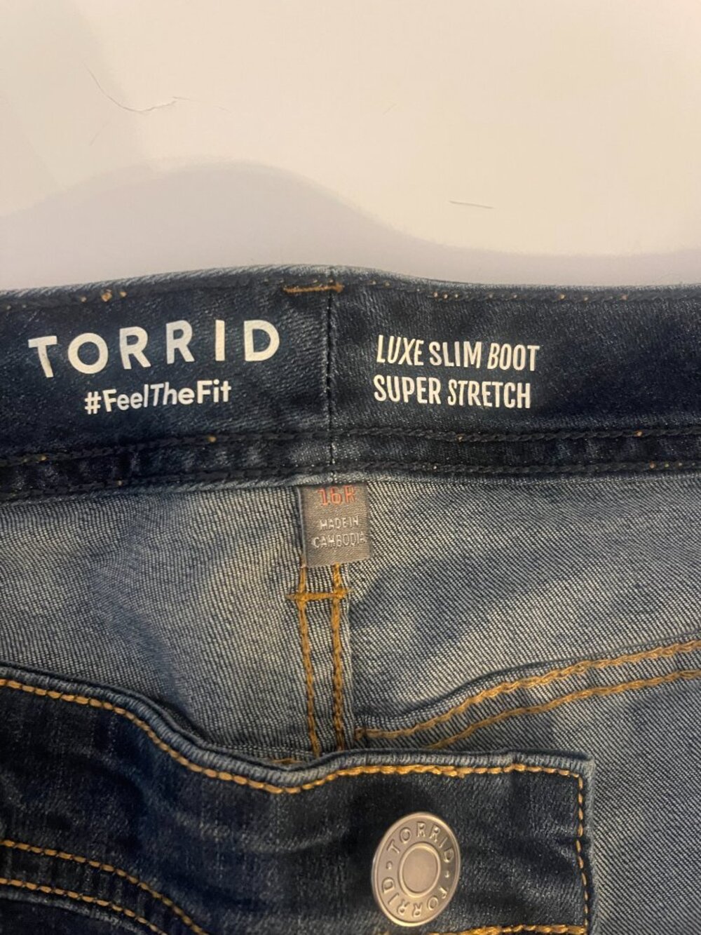 Torrid Luxe Slim Boot Super Stretch Jeans Size 16R Dark Wash - Picture 8 of 8